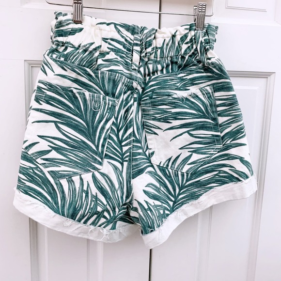 Show Me Your Mumu Set ( Mamba Top and Emilia Shorts) - Picture 10 of 12